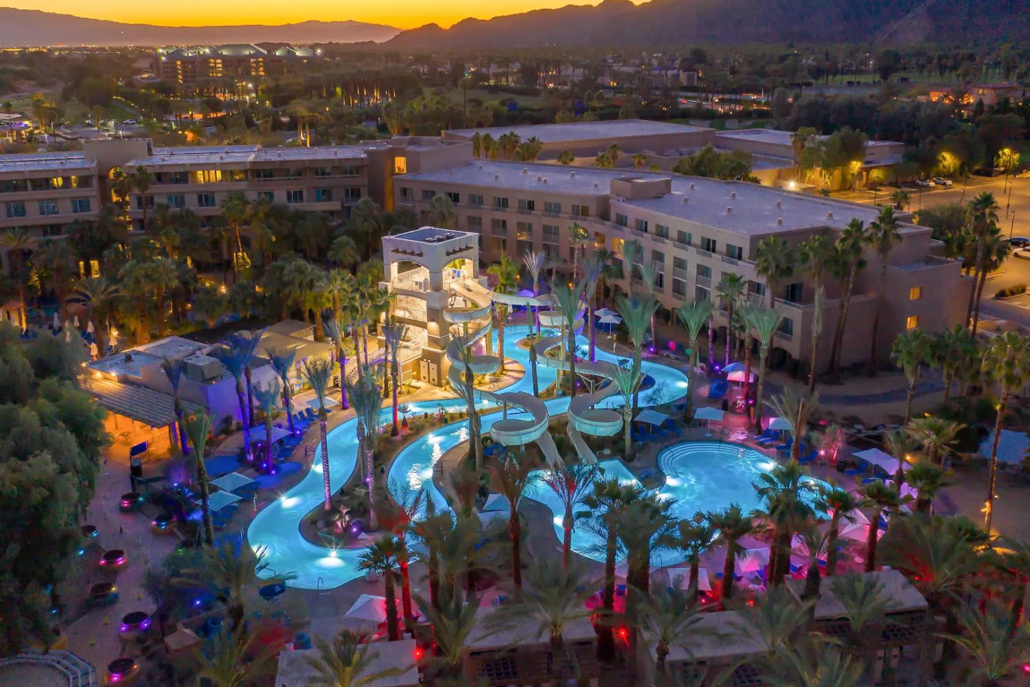 Grand Hyatt_Waterslide_NightShot90192